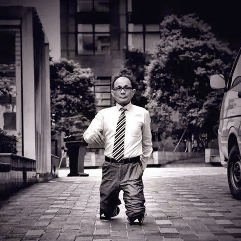 中国赌王大战日本赌圣,赌王大破老千集团完整版