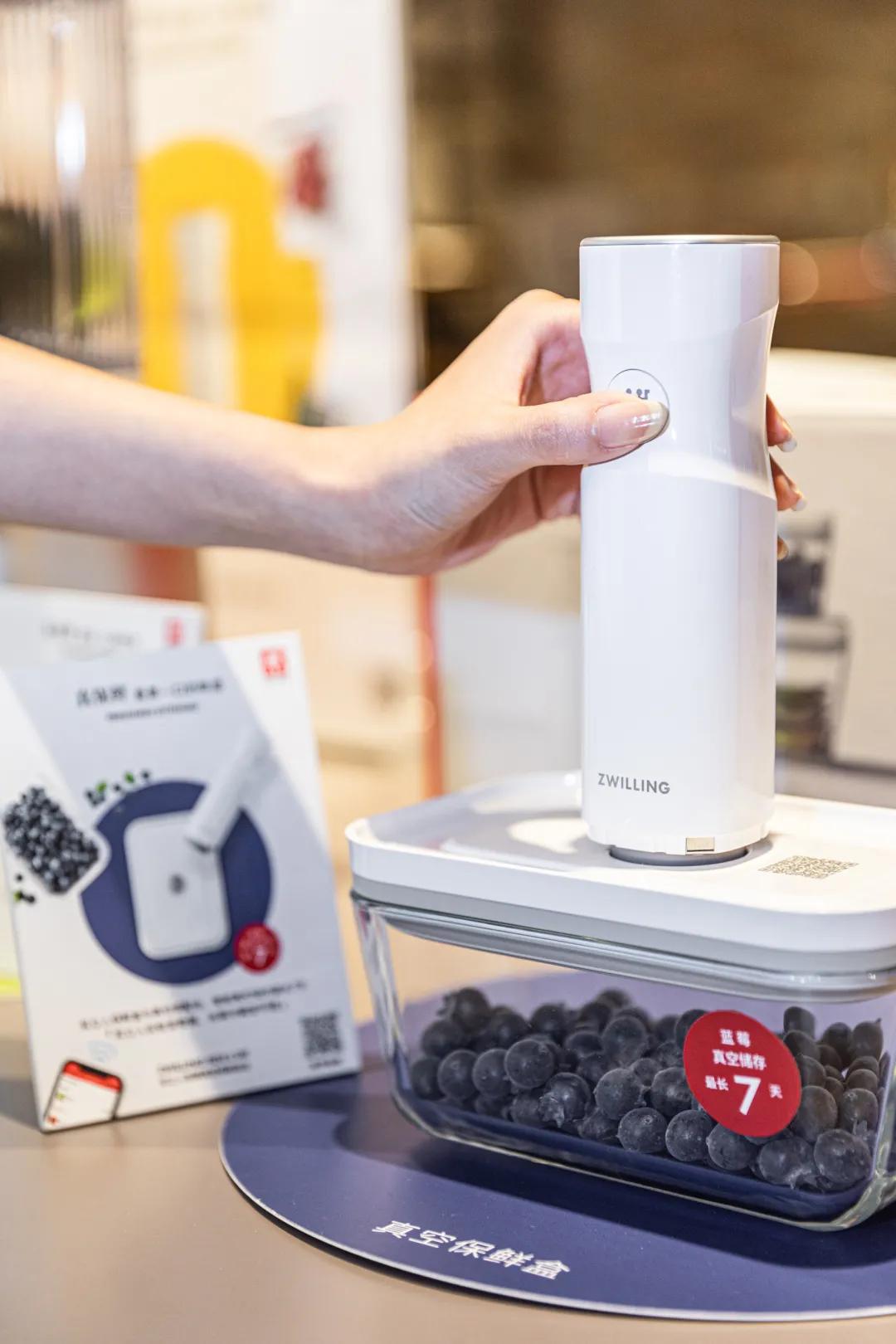 双立人亲友特卖会，想不到的超强折扣，爱不完的精美厨具