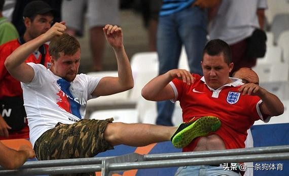 16年欧洲杯c罗夺冠图片,16年欧洲杯c罗绝杀匈牙利