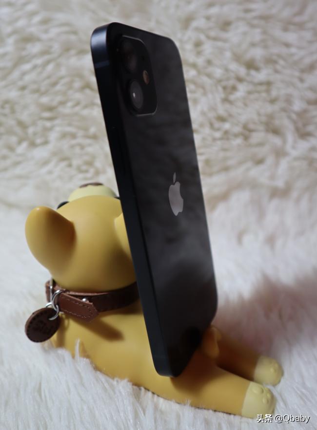 晒一晒我们的情侣手机和数码配件