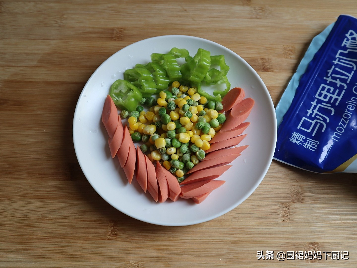 怎么做披萨饼皮酥脆,在家做披萨饼的饼皮