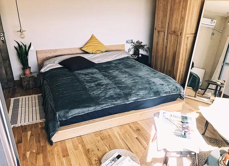 菜吧:她不上班也不靠脸吃饭,住2层小楼,过上了别人做梦都要的日子