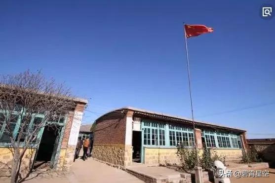 故事：53个号码，足足让他编了一个上午，编得手都软了