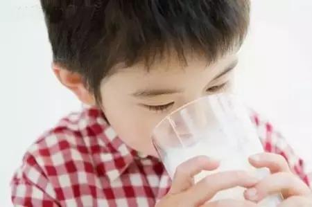 孩子遗传个子矮怎么能长高,如何打破遗传基因让孩子长高