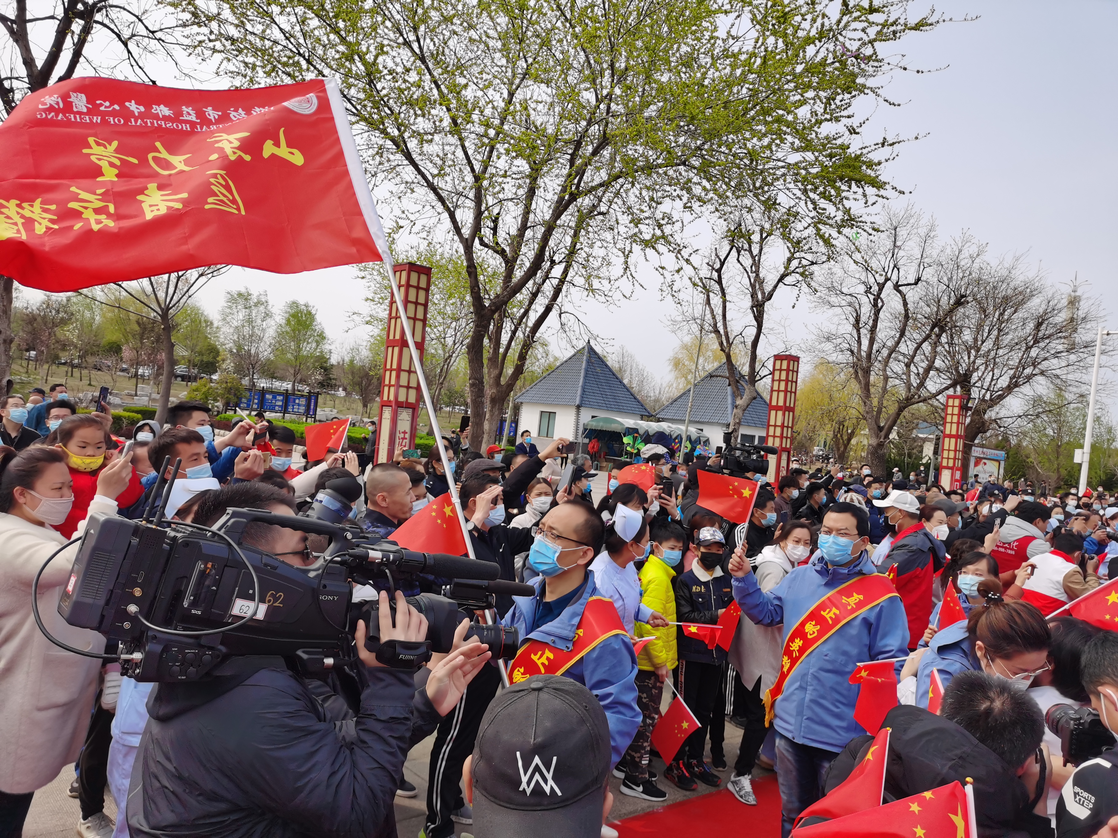 英雄归来最高礼遇抖音,英雄归来最高礼遇视频