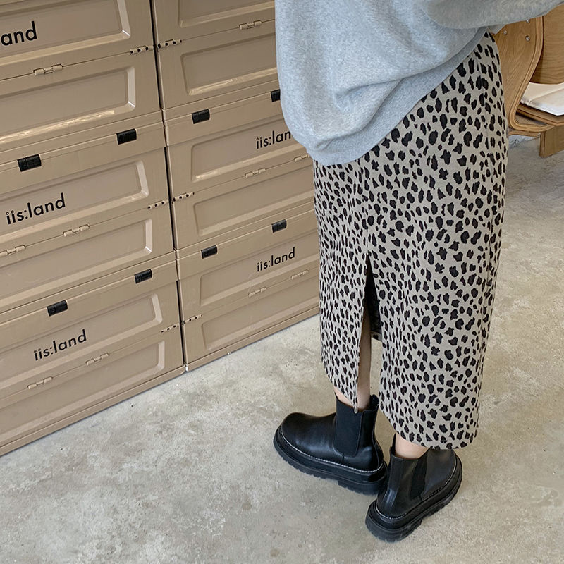 穿搭卫衣裙子要这样穿才日常好看,卫衣半裙初秋最佳搭配谁穿谁好看