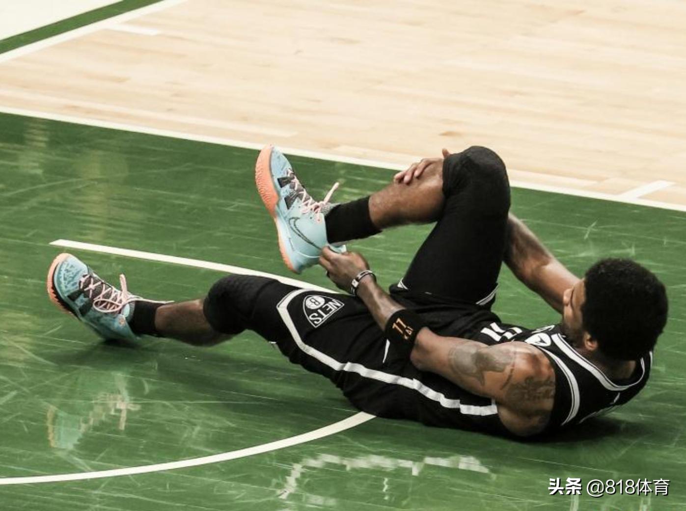 字母哥垫脚欧文被骂惨了,字母哥欧文垫脚事件