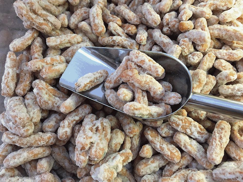 蜜三刀什么样的好吃,蜜三刀羊角蜜儿时的味道