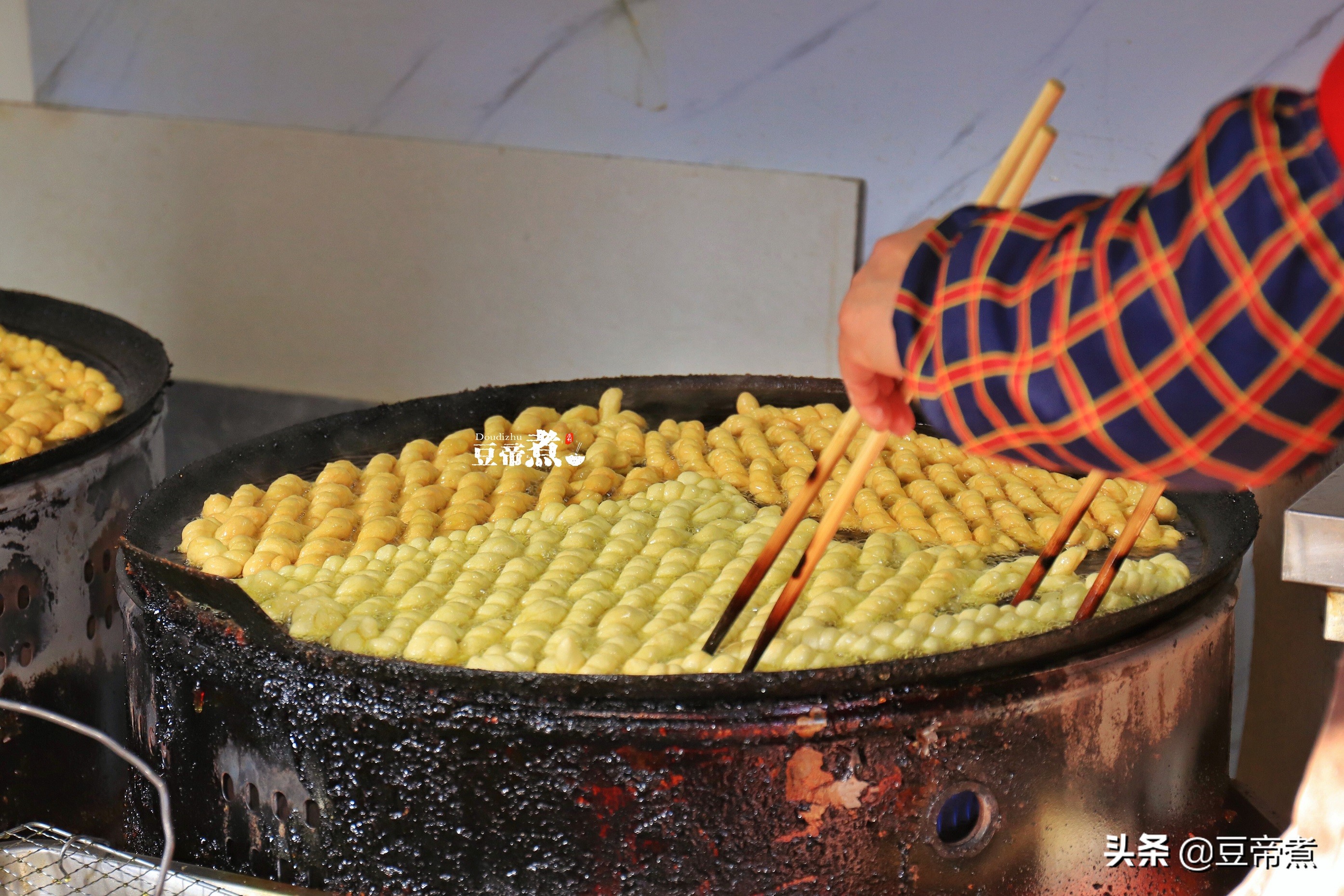 今年串门的亲戚全都不来了，我所准备的东西，够我闭关吃一个月