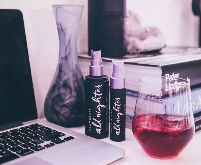 夏季防晒喷雾清爽不油腻,夏季防晒喷雾的正确步骤