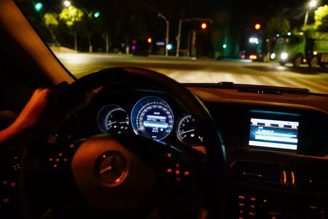 14万买奔驰C，6年只跑2万公里，收藏级