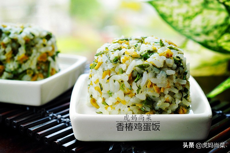 火腿香椿豌豆焖饭,高蛋白香椿焖饭