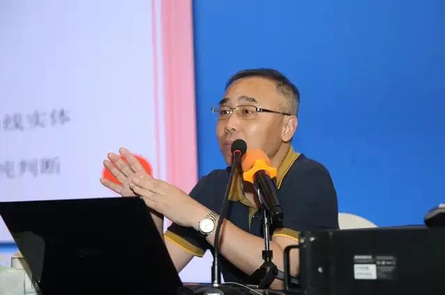 徐文明牛股探秘,徐文明大盘进入3200点伏击圈