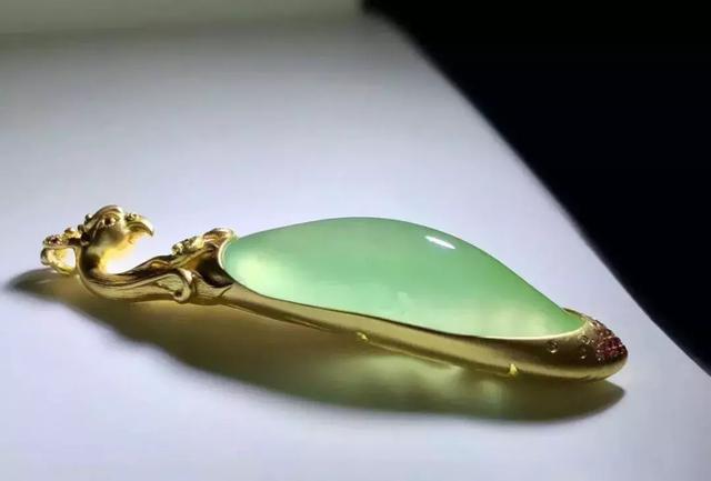 翡翠小秘诀,买翡翠必须要知道的小技巧