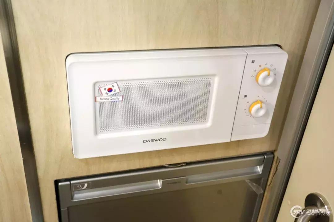 四驱带差速锁越野原厂房车,低顶四驱越野房车介绍