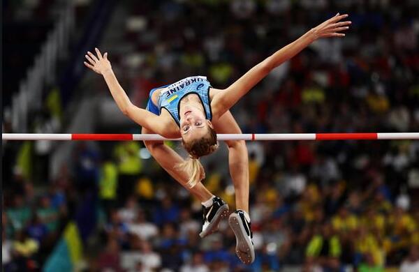 18岁小将全运会逆转奥运冠军夺金,18岁冠军小将