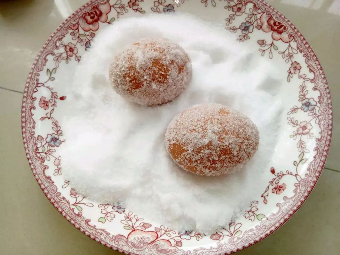 狗狗的食盐摄入量,狗狗每天摄入多少食盐合适