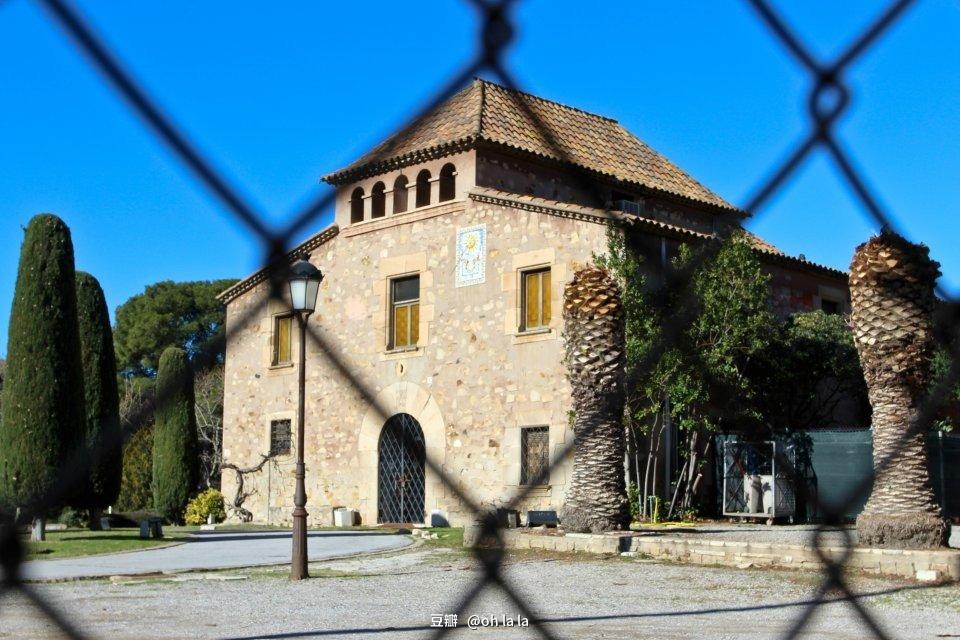 巴塞罗那足球之都,巴萨在诺坎普大战巴黎