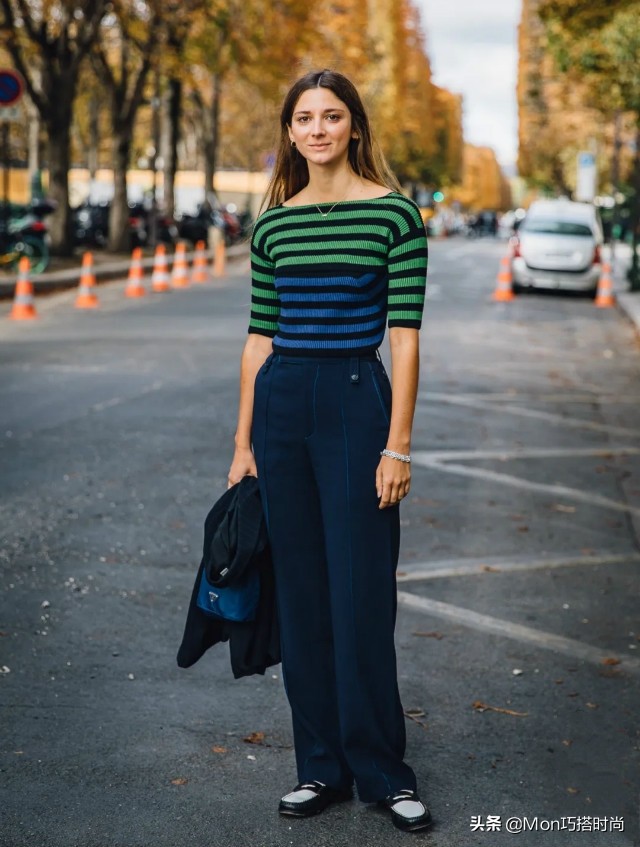 今年流行方头还是尖头鞋,今年流行的方头鞋马丁靴