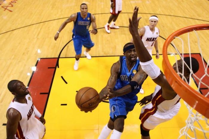 为什么篮球45分钟足球90分钟,篮球打满全场48分钟有多累