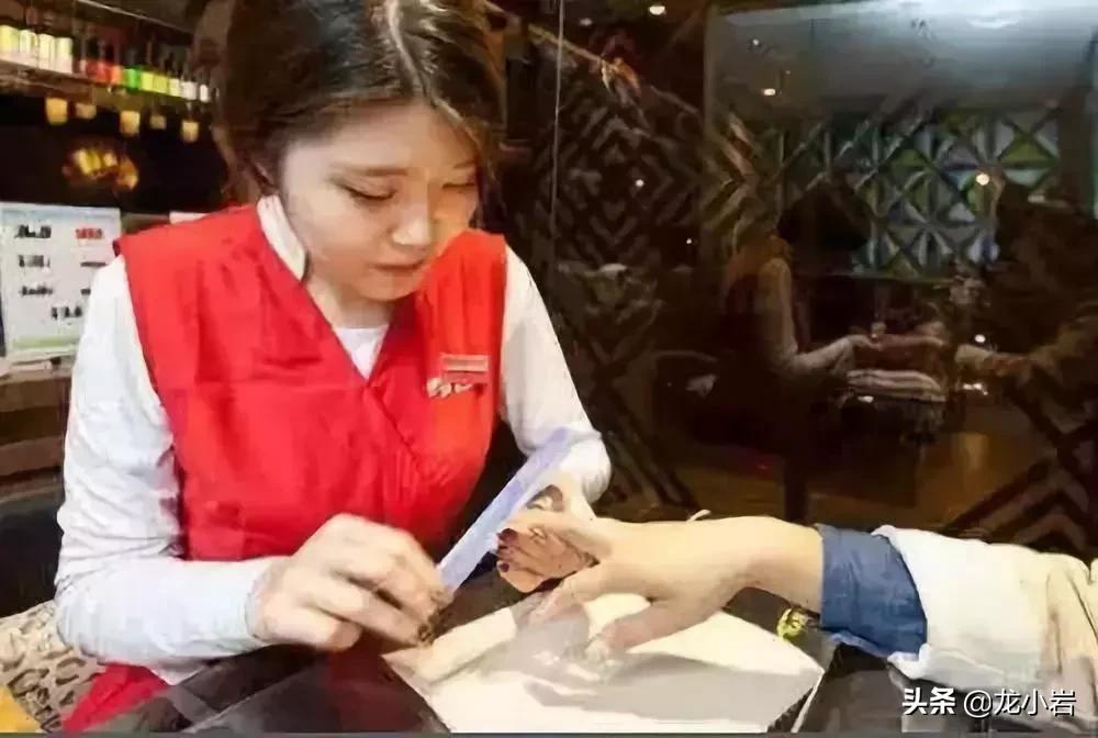 一家咖啡店一年的利润,低价咖啡店盈利