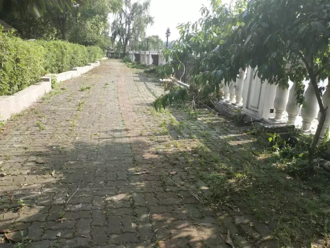 南京月牙湖明湖山庄,南京月牙湖公园明湖山庄