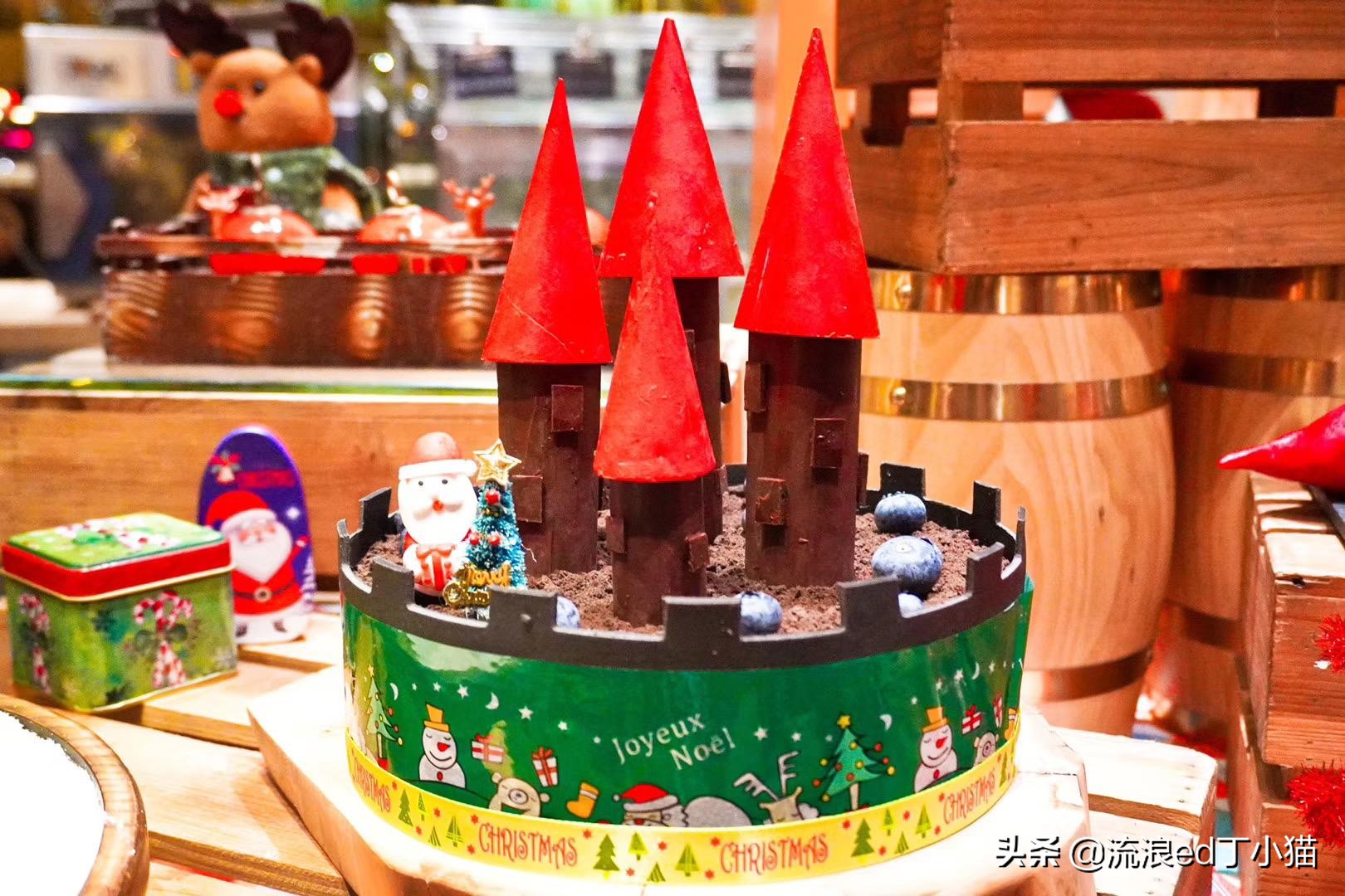 好利来和幸福西饼哪个蛋糕好吃,幸福西饼屋哪一个蛋糕最好吃