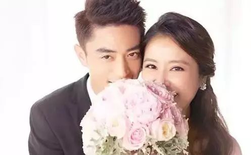 胡歌刘亦菲疑似领证,网传胡歌刘亦菲领证