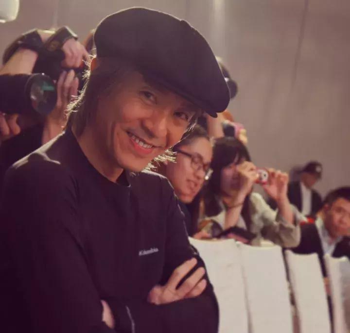 周星驰做演员的时候很拼命,周星驰每一个角色都要完美