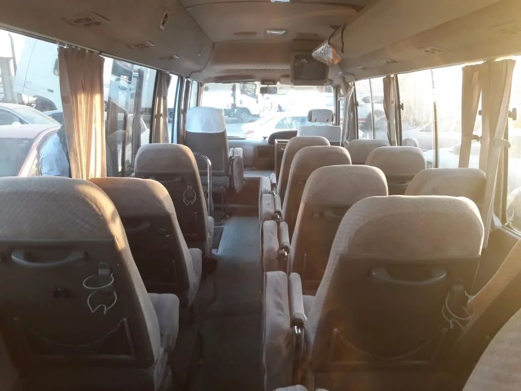 真考斯特和仿考斯特,丰田考斯特各个版本