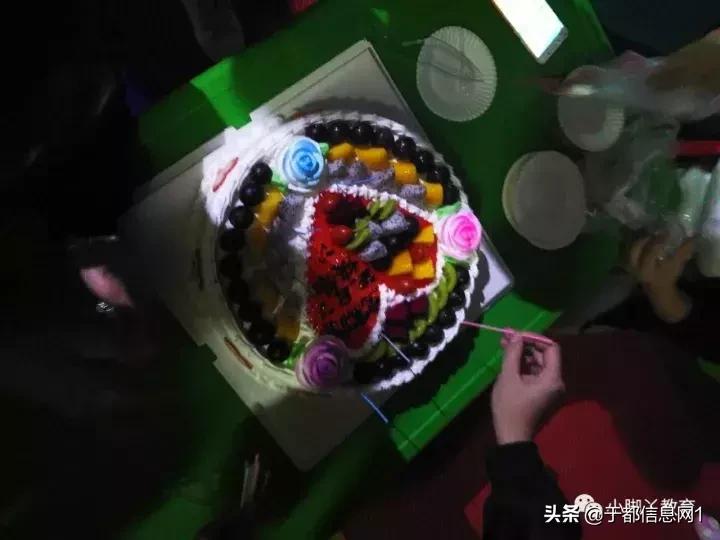 小朋友们喜欢什么颜色,小朋友喜欢什么样的自己