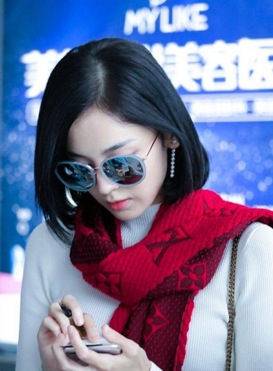 价格1k-2k的围巾,围巾三十多块钱一条