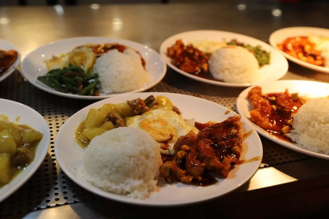 “在红岭中学就读是一种怎样的体验?”