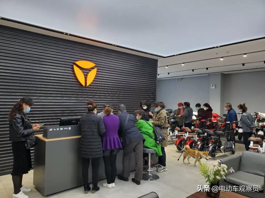 雅迪电动车一年内电池免费换要求,雅迪超长续航电动车免费换电池吗