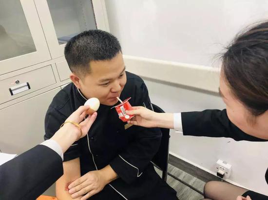 江西南昌县爱心献血传递真情,南昌爱心人士捐赠绿地铂瑞酒店