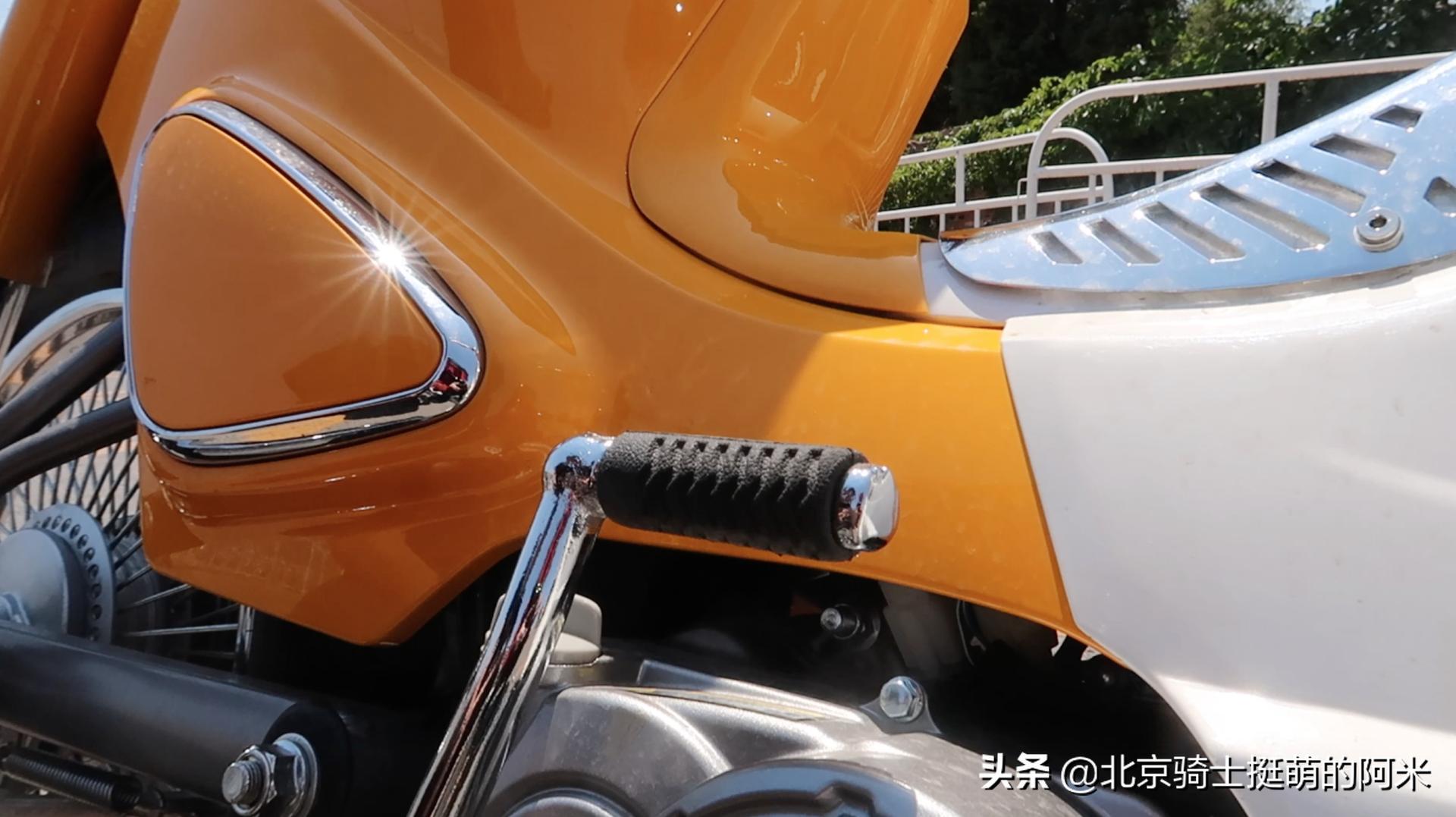 宗申幼兽新款110多少钱,新款复古幼兽弯梁110摩托车价格