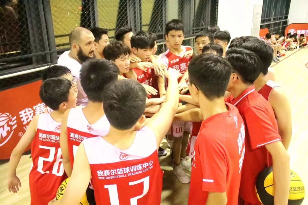 在球场上，无畏严寒|2020年我赛尔冬季封闭特训营招生启动