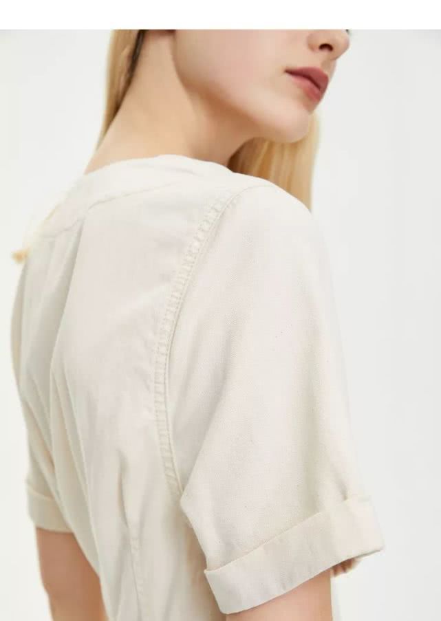 zara值得入手的连衣裙,zara新出的牛仔开叉连衣裙