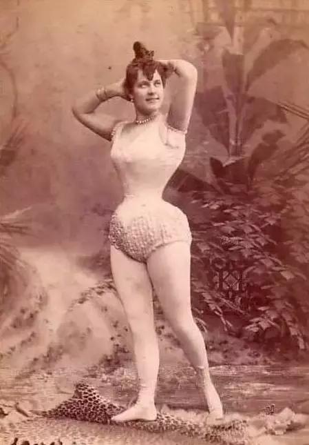 她为争宠，给自己打造了一副铁质刑具，却引得欧洲贵族纷纷效仿