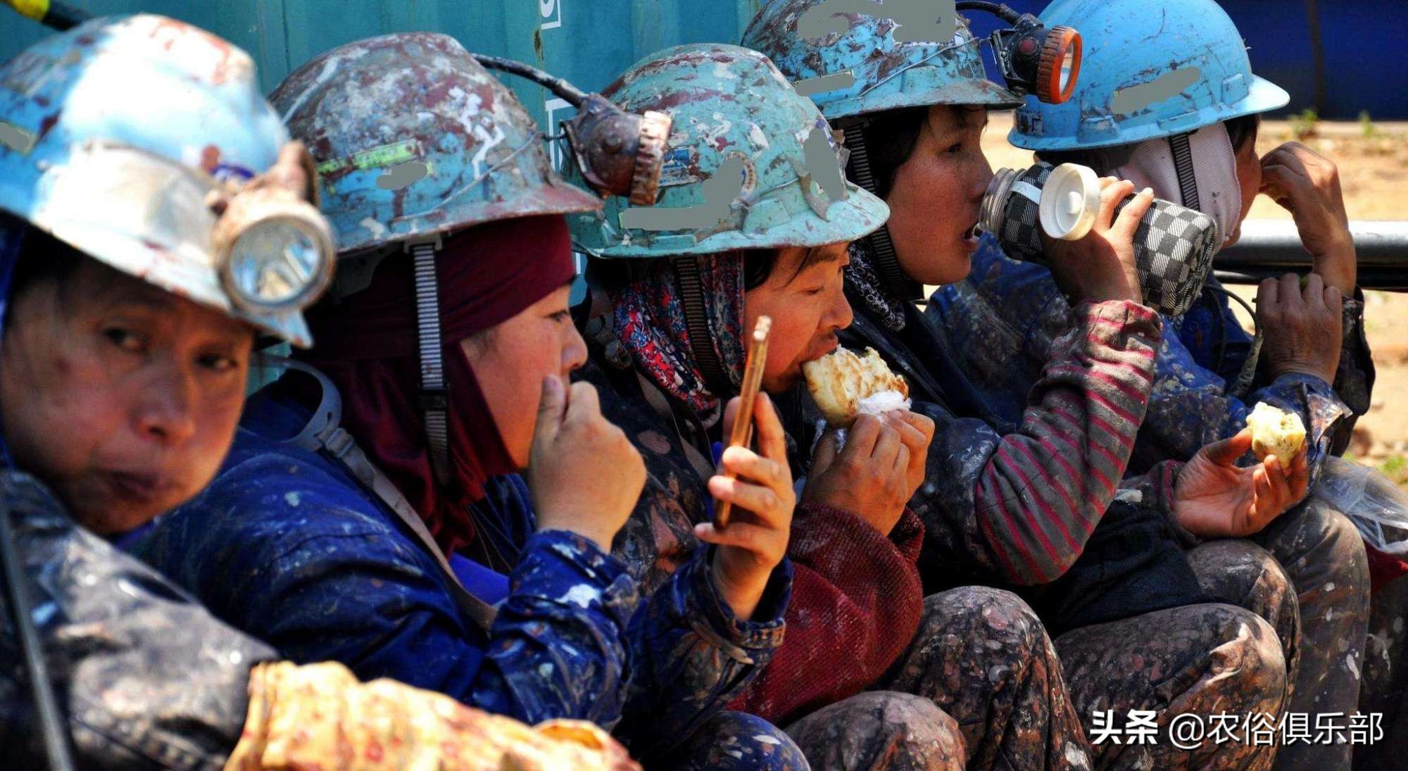 农民外出打工该做什么工作,未来三四线城市农民什么职业吃香