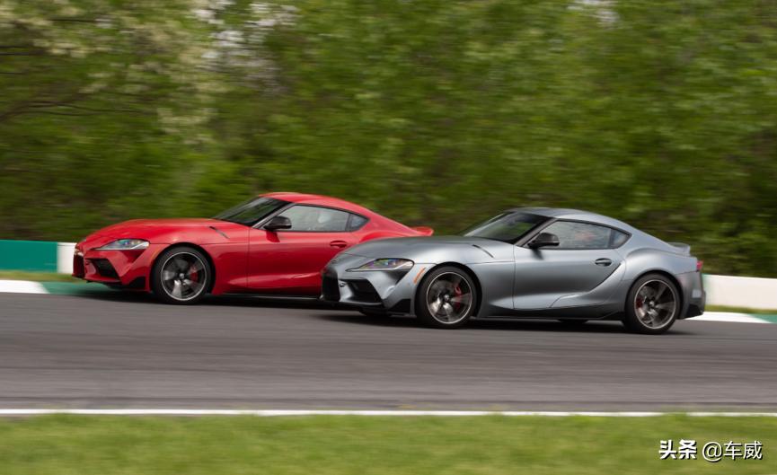 宝马z4m40ivs丰田牛魔王supra,全新一代supra外媒评论