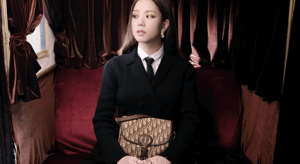 迪奥为什么对金智秀那么好,迪奥大使金智秀