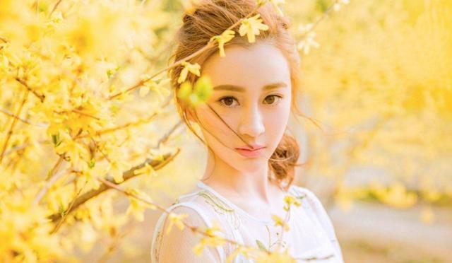 “脖子上的草莓印都不是一个人的”妻子一场同学聚会，毁了婚姻