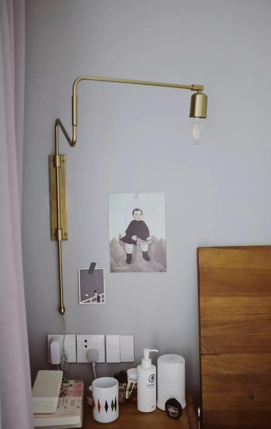 客厅里挂结婚照好不好,结婚照挂在客厅的沙发上面好吗