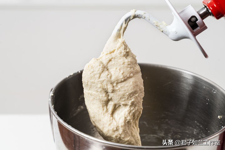 哪一种高筋面粉做面包好吃,哪种牌子的高筋面粉适合做面包