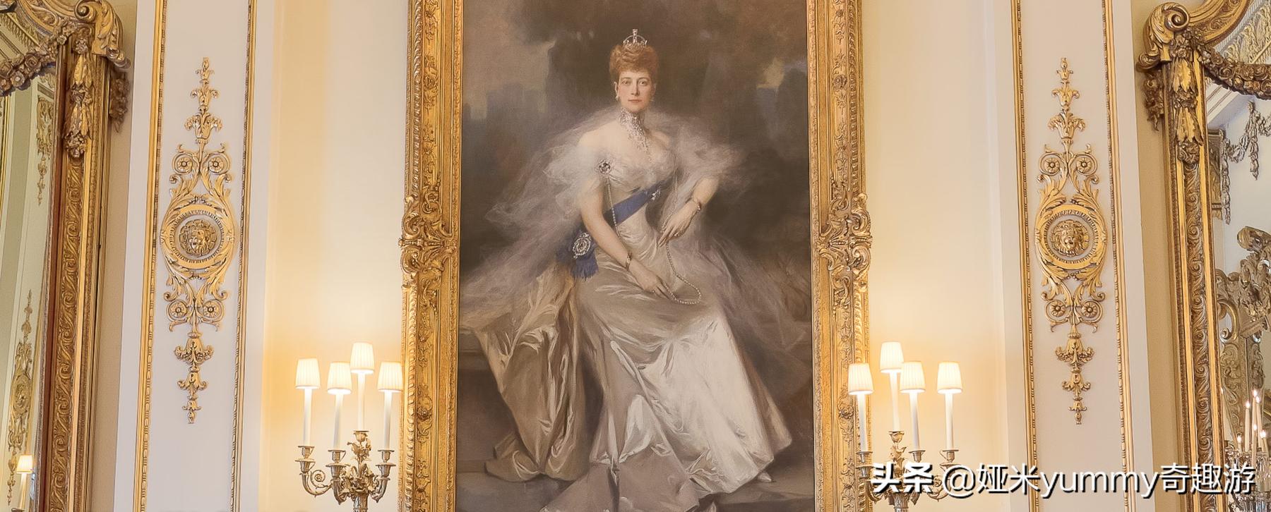 白金汉宫是女王的宫殿吗,伊丽莎白二世白金汉宫阳台