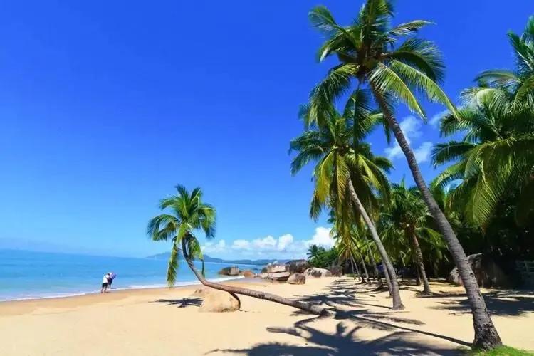 天涯海角就是一块大石头,海南岛天涯海角石头还在吗