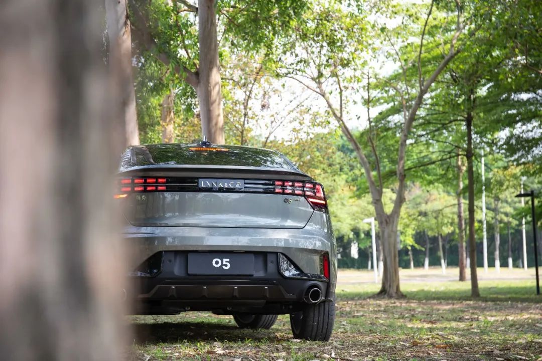 领克05用车感受评测视频,领克05提速实测