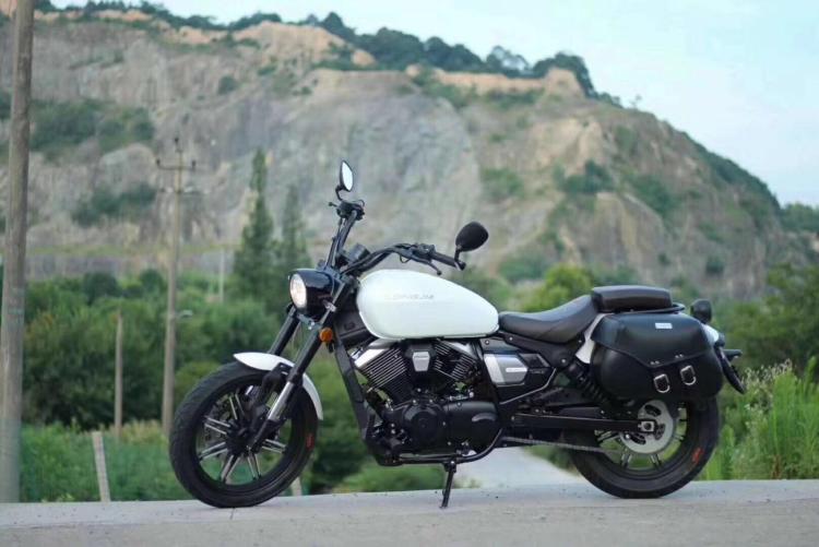 龙嘉v霸250与gv300对比,无极300ac与龙嘉v途250