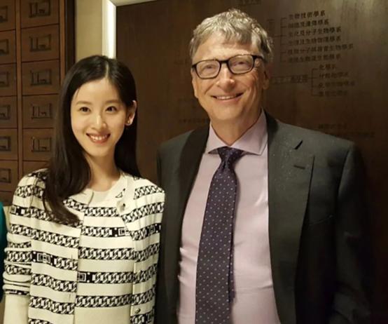 27岁奶茶妹妹身价,奶茶妹妹章泽天如何拥有500亿